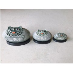 降魔的石敢当风水摆件:风狮爷四兄弟纳福标准款灰砂
