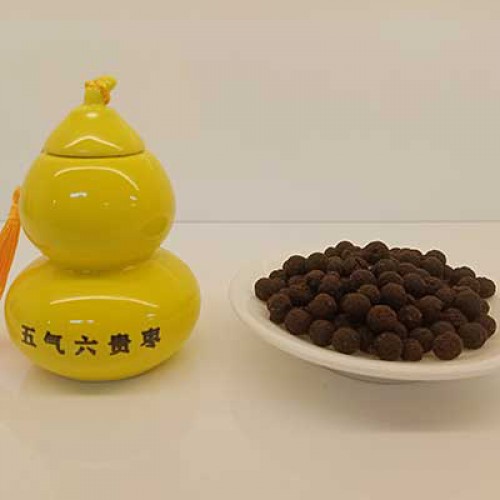 五气六贵枣 一瓶60克黄色（98品米）