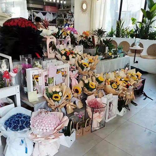 洛神玫瑰花束 白荔枝玫瑰  香槟粉 雪山玫瑰